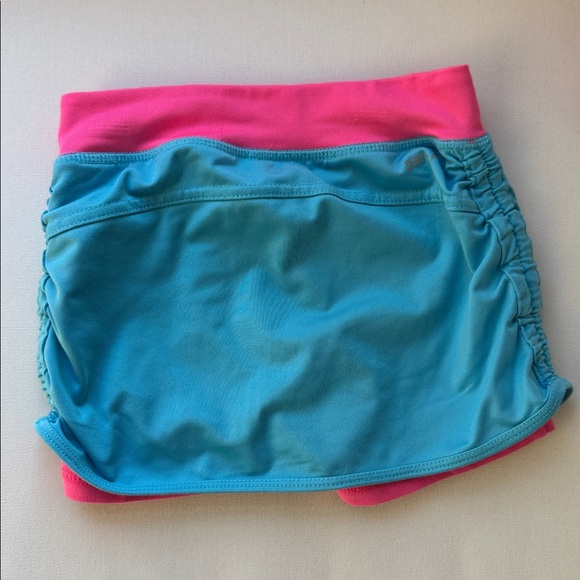 Nike girls 3T skirt and shirt outfit - Picture 7 of 8